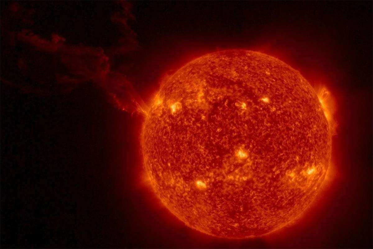 Intense Sunspot Cluster AR3638-50 Sparks Multiple Solar Storms Affecting Earth 