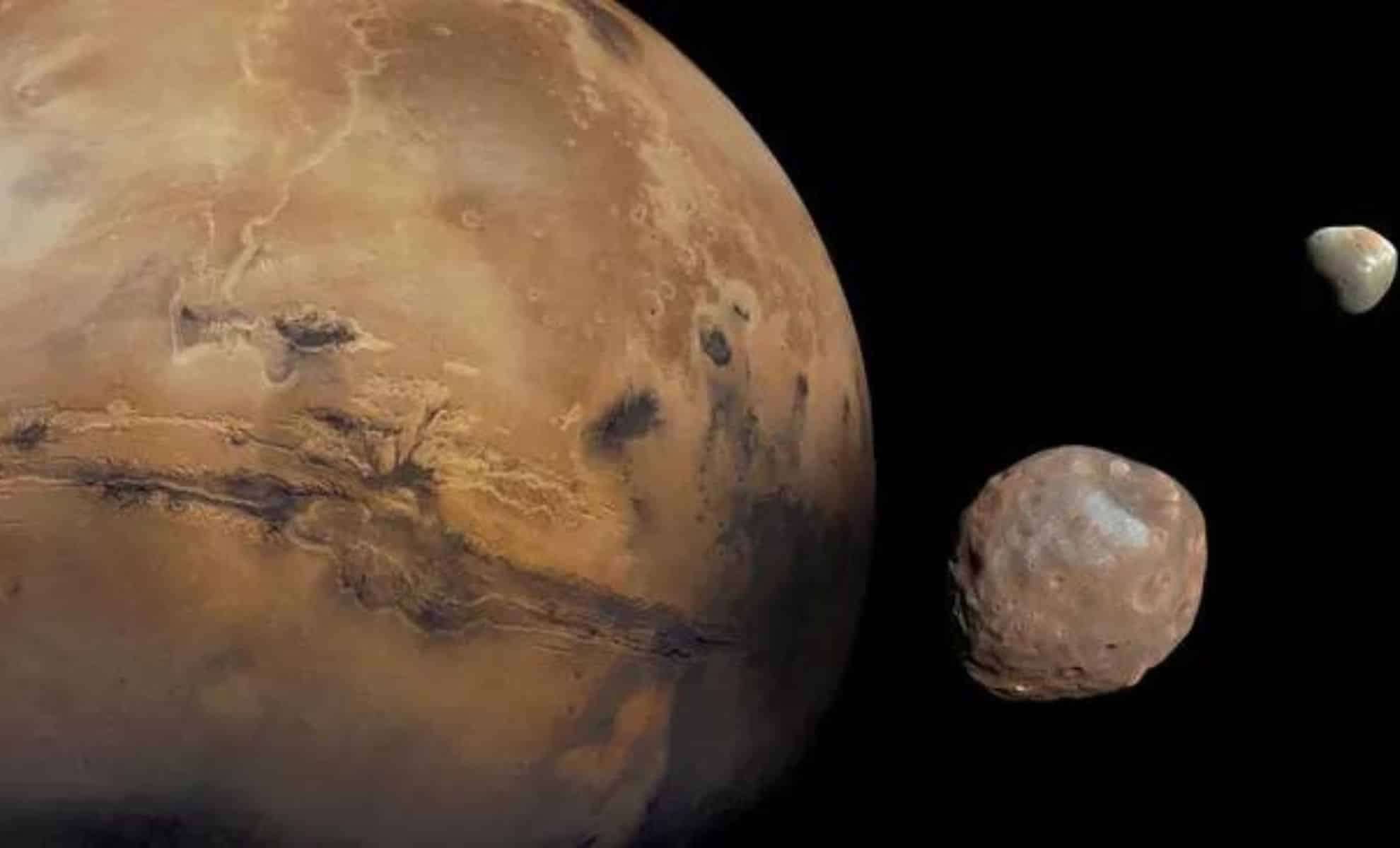 New Findings Indicate Mars’ Moon Phobos Might Stem from a Captured Comet 