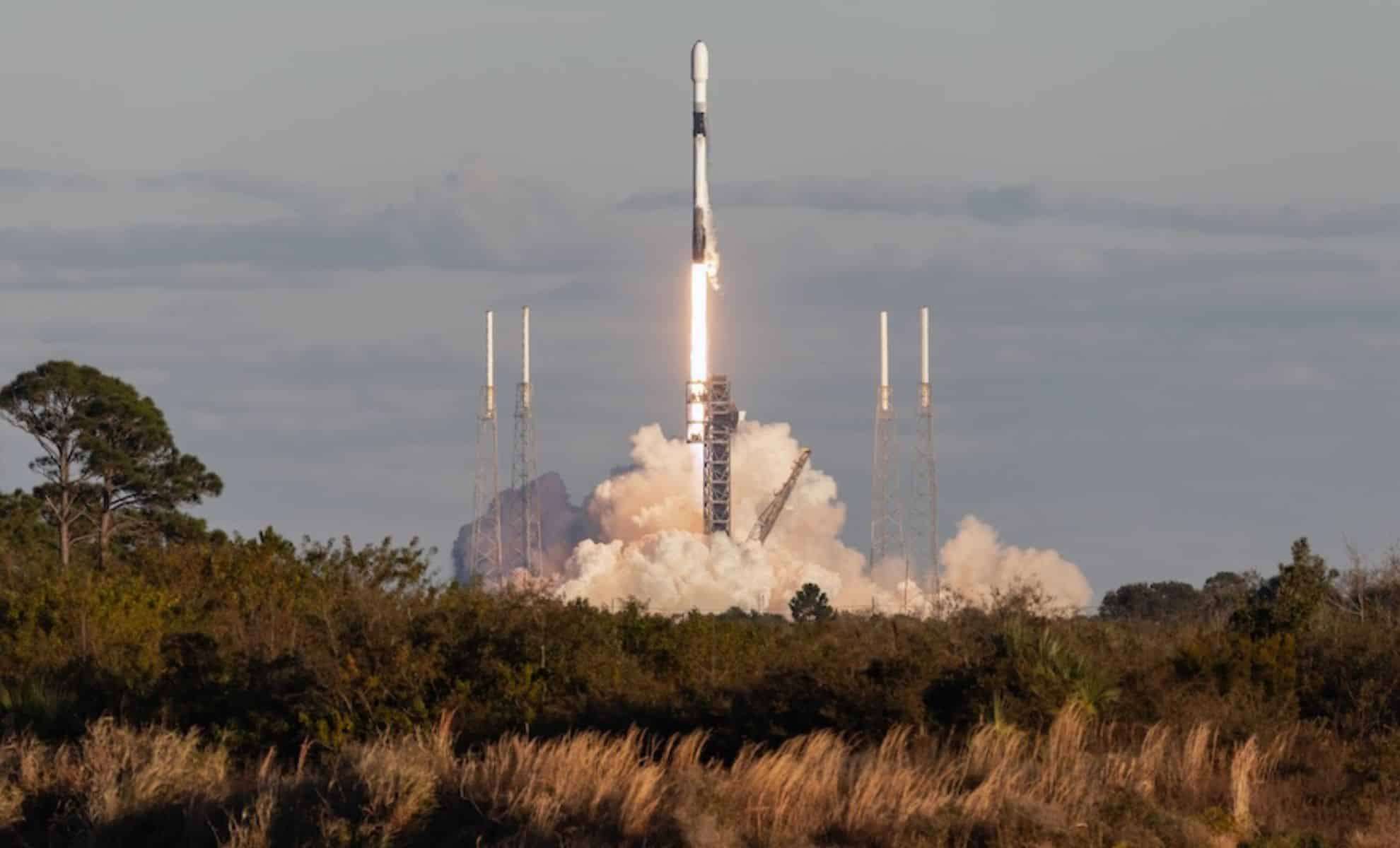 SpaceX Plans Falcon 9 Starlink Launch from Cape Canaveral on Memorial Day 