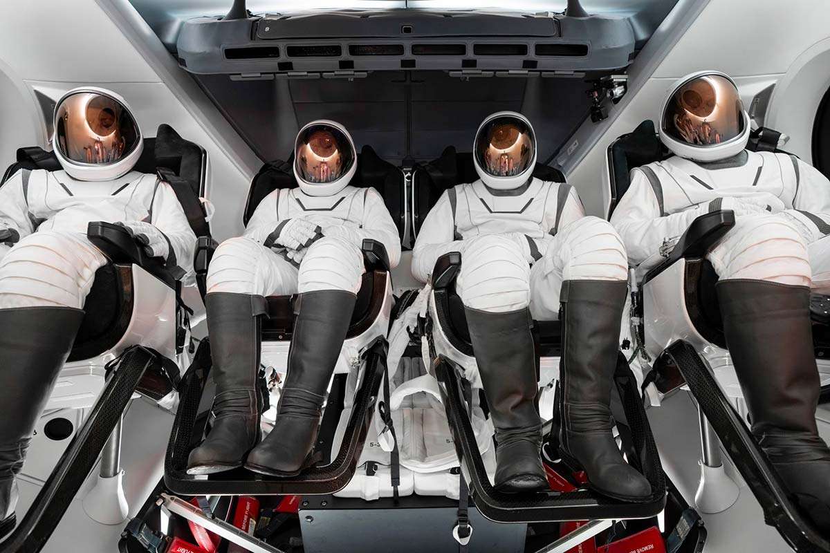 SpaceX Introduces Advanced Space Suits for Private Extravehicular Ventures 