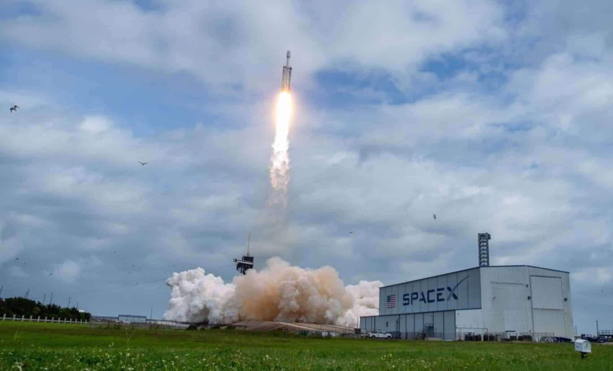 SpaceX Falcon Heavy to Deploy NOAA’s Advanced GOES-U Weather Satellite on June 25 