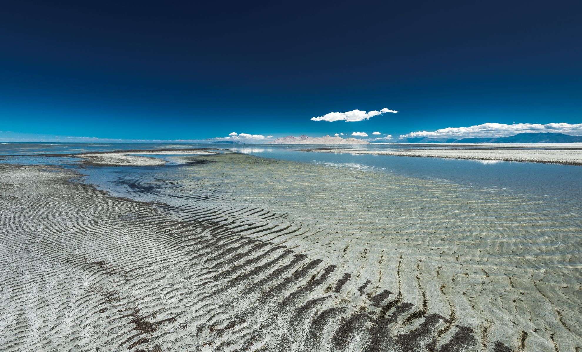 Great Salt Lake’s Shrinking Waters Drive Rising Greenhouse Gas Emissions 