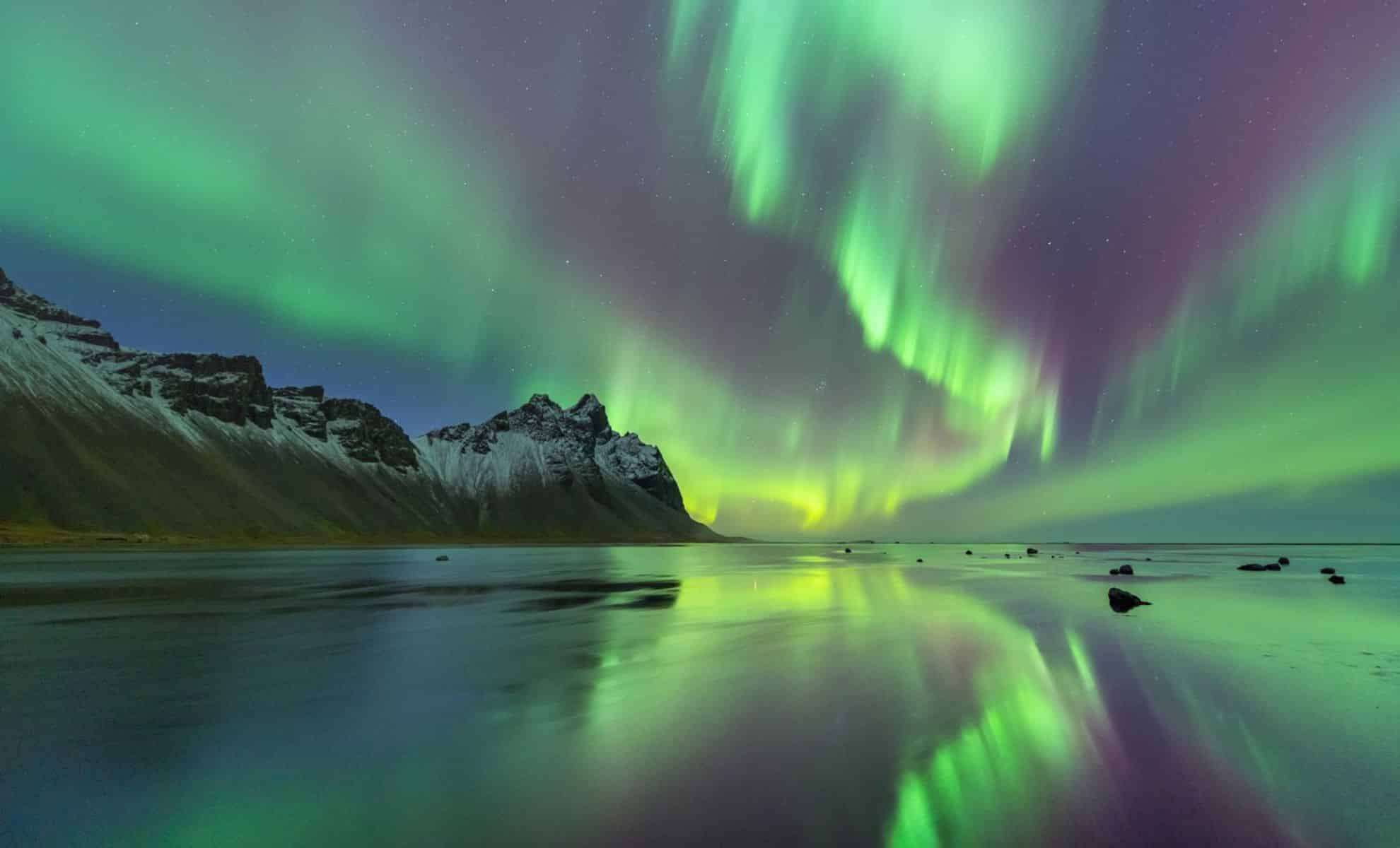 Groundbreaking Sight of Polar Rain Aurora Illuminates Arctic Skies 