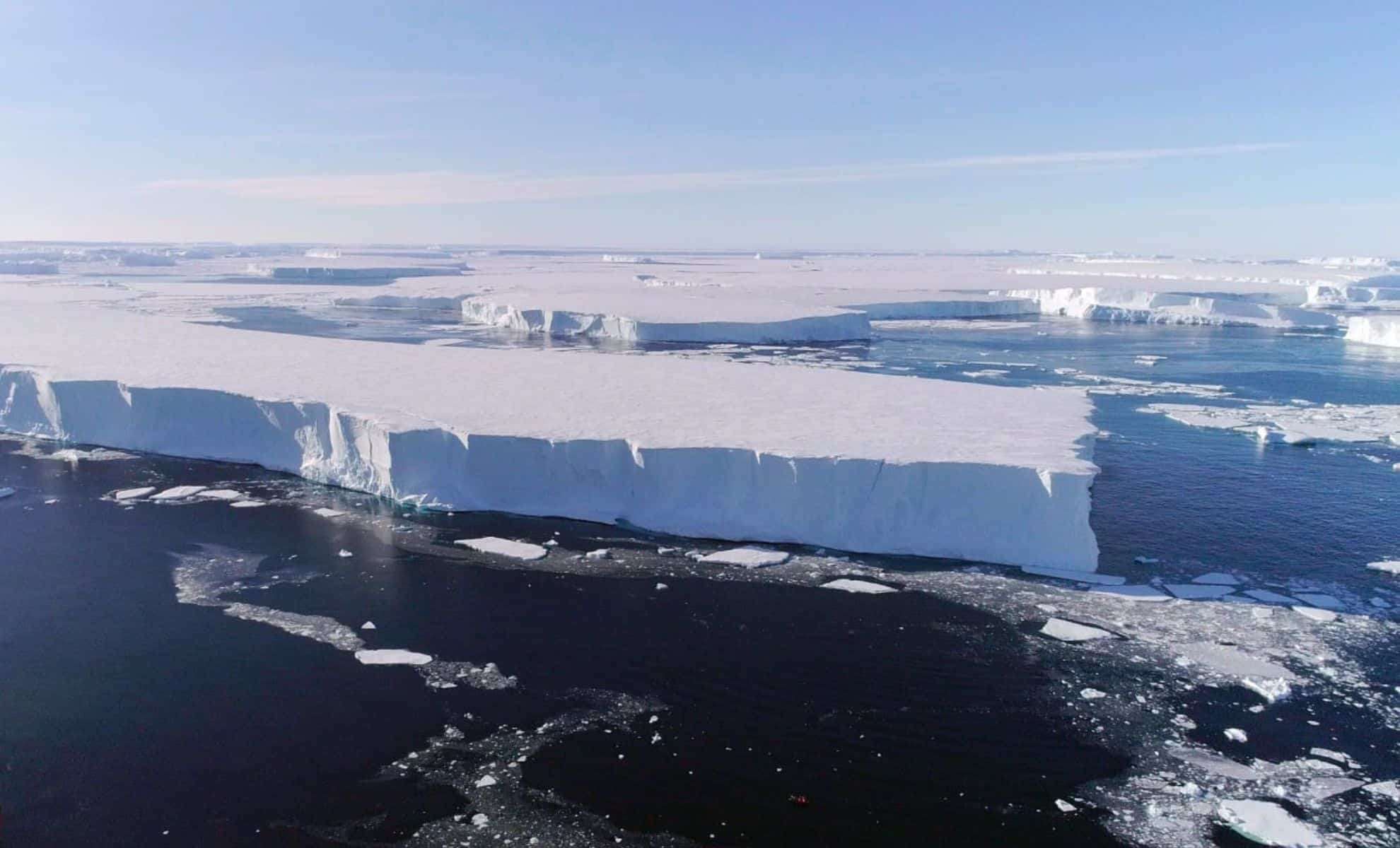 Antarctica’s Groundbreaking Rise Sparks Global Climate Concerns 