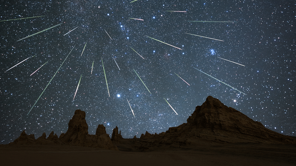 How to Experience the Dazzling Perseid Meteor Shower This August 