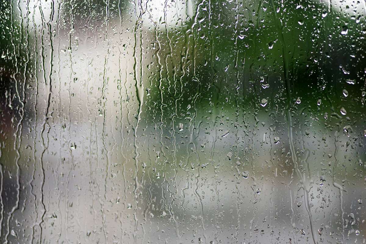 Innovative Smart Windows Convert Rainfall into Clean Energy 