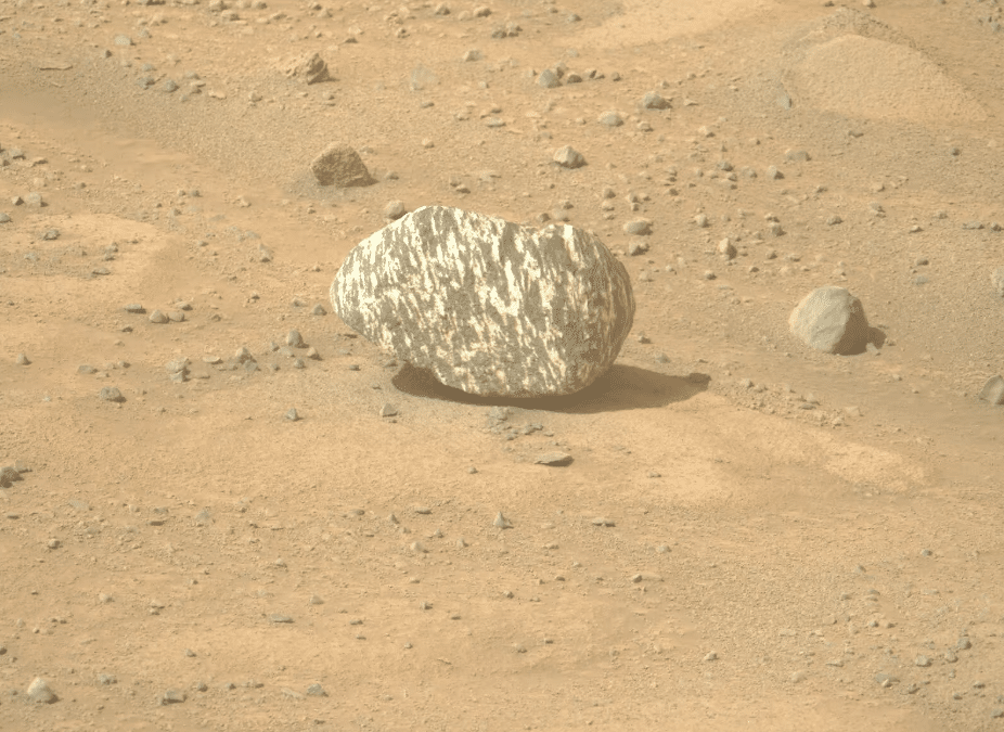 Mars' Striped Mystery: The Discovery of the Zebra-Like Rock 'Freya Castle' 