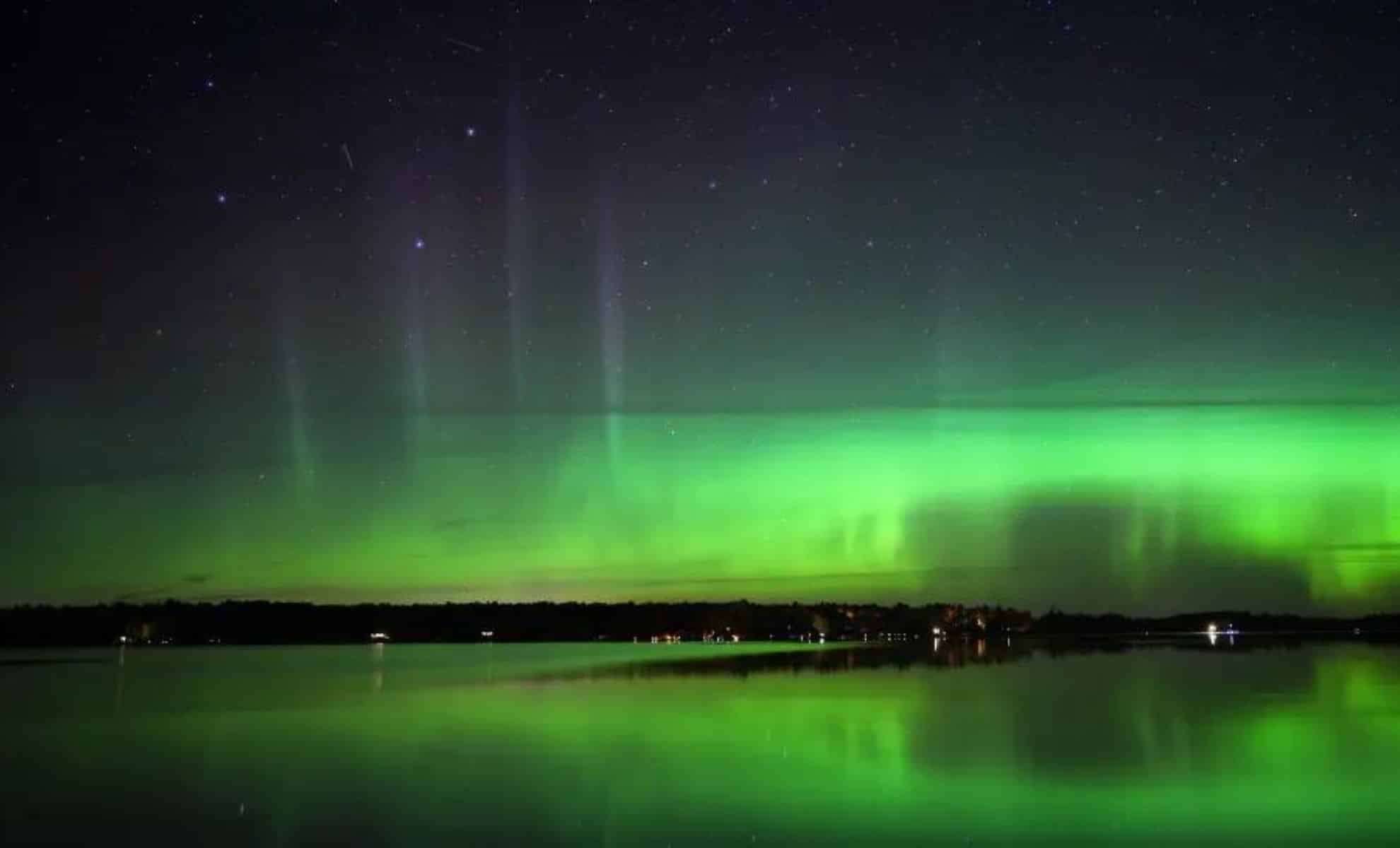 Mesmerizing Aurora Borealis to Illuminate U.S. Skies Following Major Solar Flare Event 