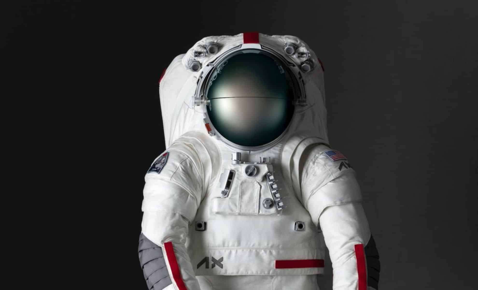 Prada and Axiom Space Launch Innovative Spacesuit for NASA’s Artemis III Moon Mission 