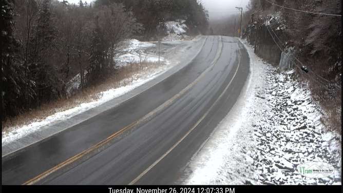 slick-conditions-on-Route-17-in-Buels-Gore-Vermont-b1a6e51762ac6ce348687c9663995380.jpg