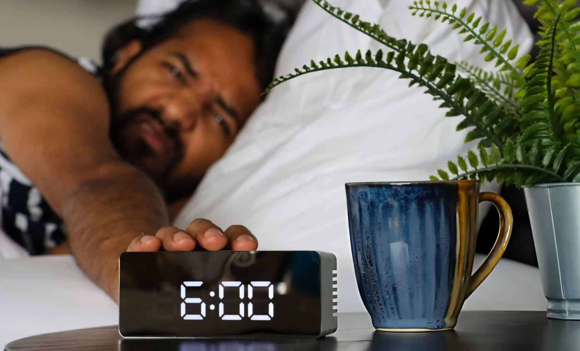 Why You Often Wake Up Moments Before Your Alarm: The Science Behind It 
