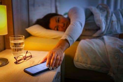 Approximately-80-of-adults-in-the-U.S.-use-an-alarm-clock-to-help-them-start-their-day-a13190eaa73224b399d3fda07bd655e6.jpg