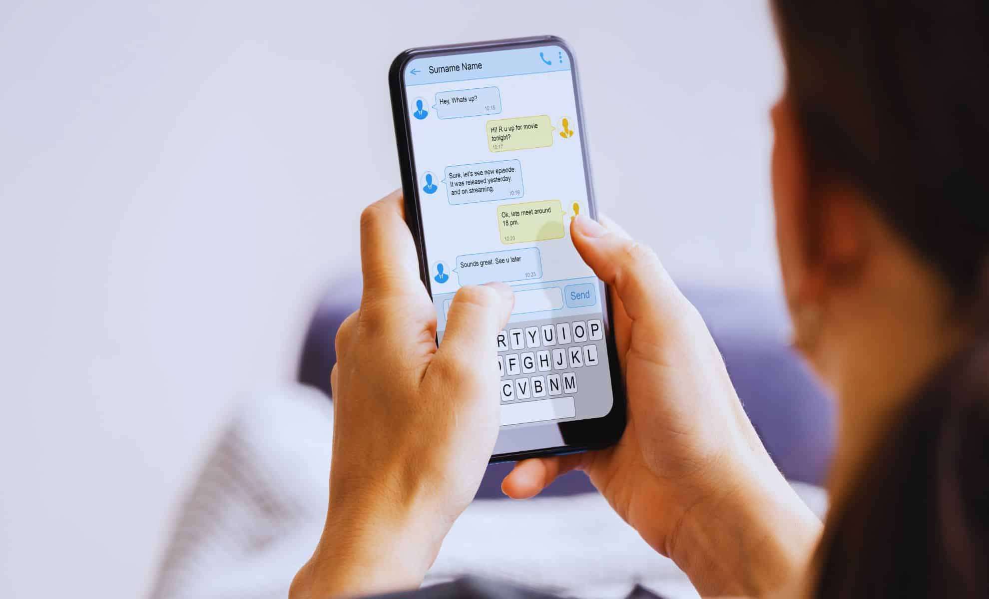How Frequent Emoji Use in Texts Reflects Your Emotional Intelligence, Science Finds 