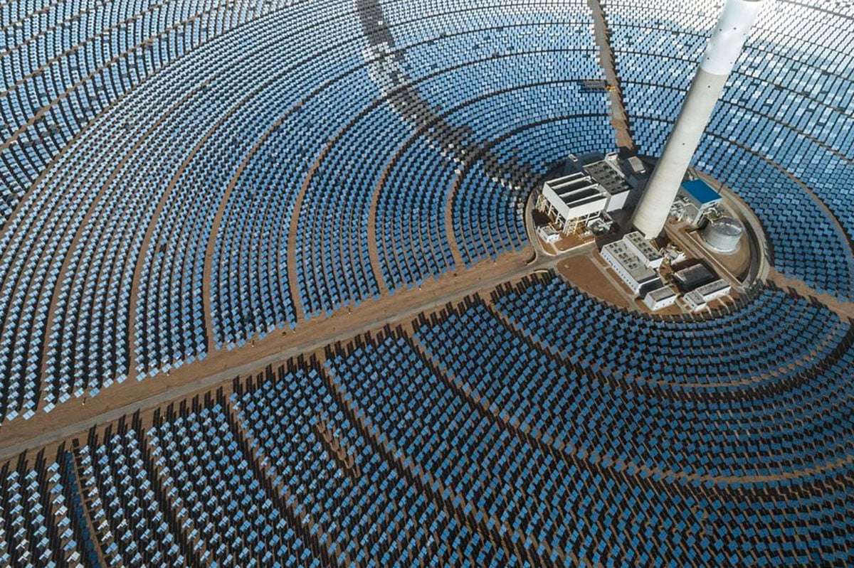The Hidden Dangers of Covering the Sahara with Solar Panels 