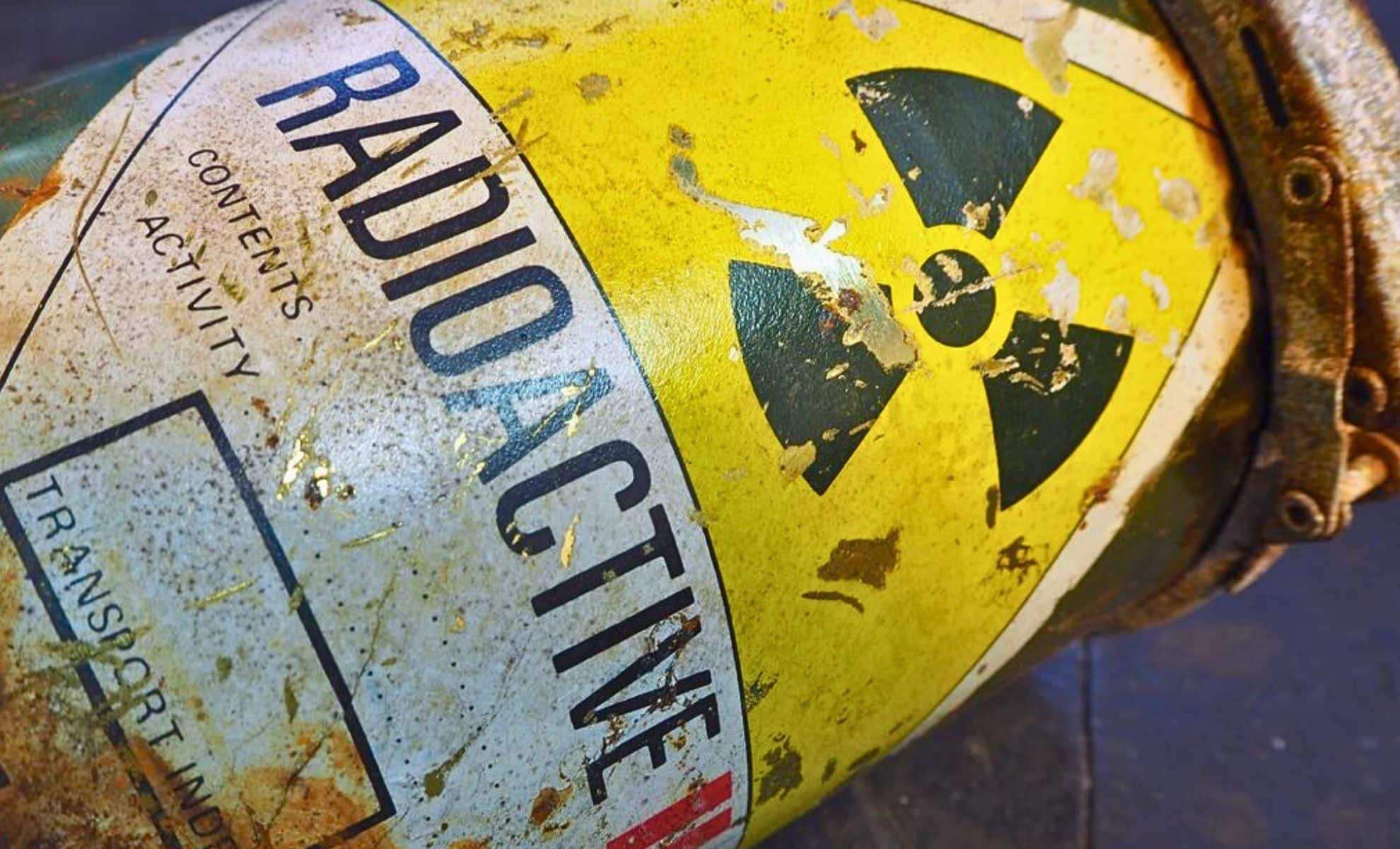 Teen Builds Backyard Nuclear Reactor: The Tragic Tale of the ‘Radioactive Boy Scout’ 