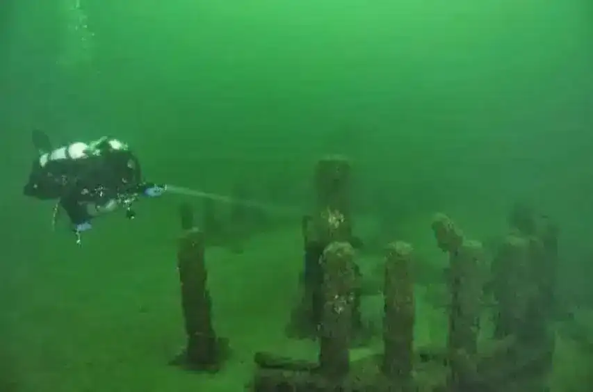 Situated-approximately-40-feet-beneath-Lake-Michigans-glistening-waters-1d8cf7edb3f4416f416f041720f178de.webp