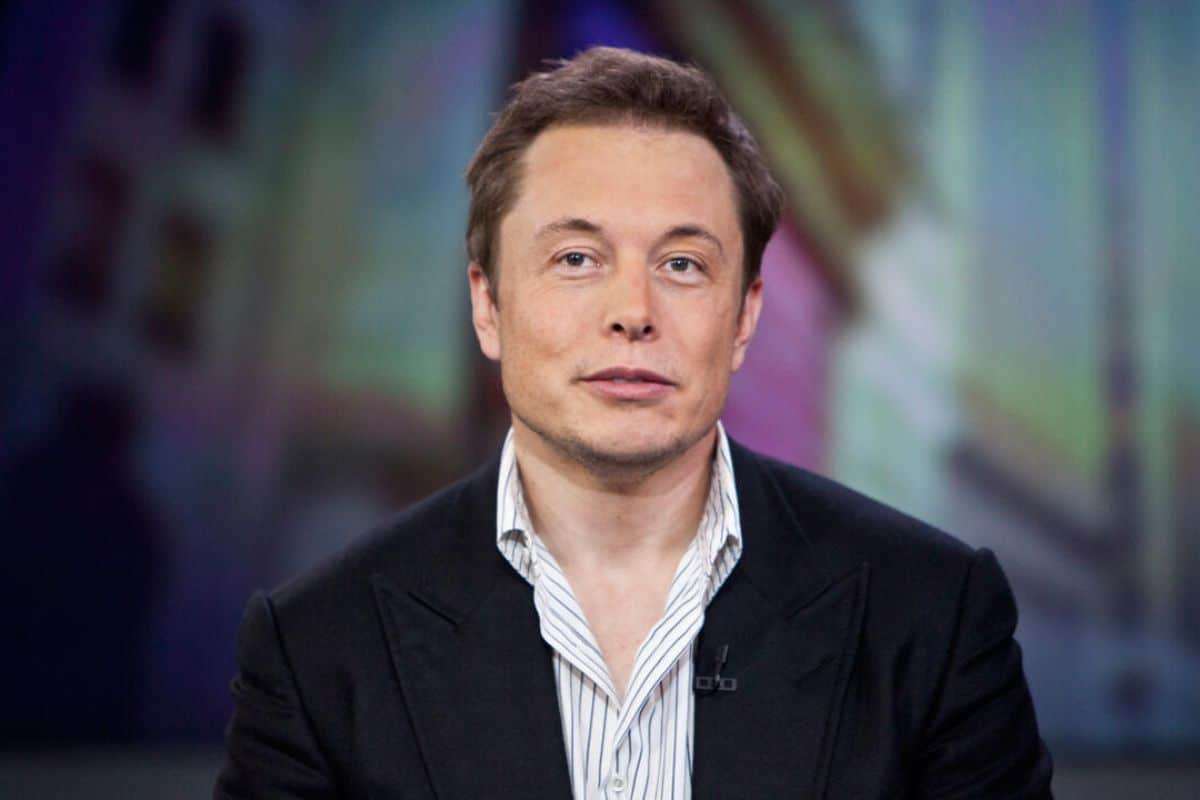 Astronomers Mistake Elon Musk’s Tesla for a New Near-Earth Asteroid 