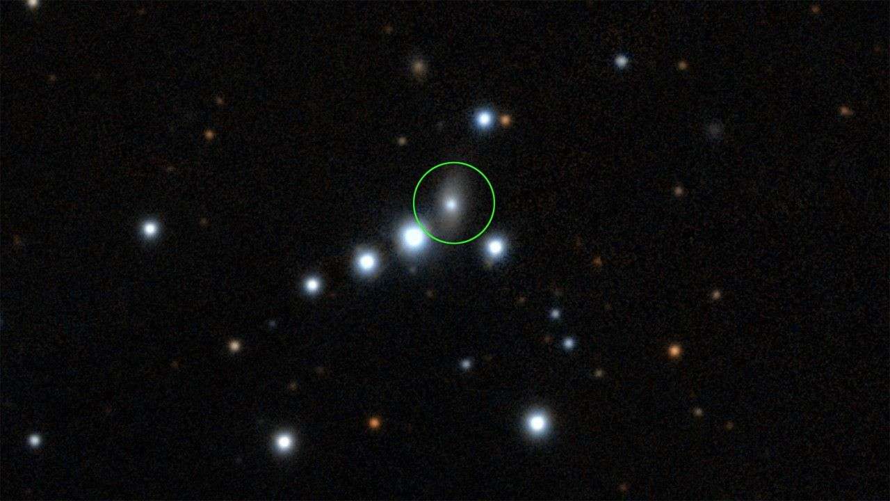 Active-galaxy-1ES-1927654-e5b30f1df1be7a97e80f1deb122bd8cc.jpg