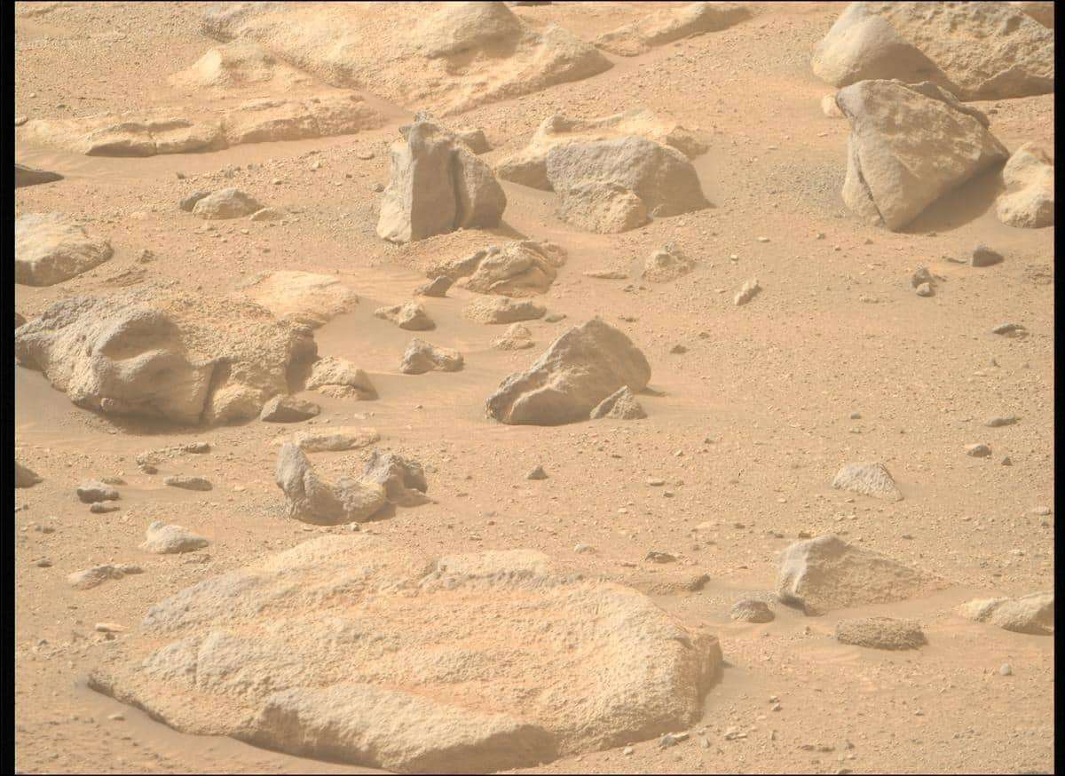 NASAs-Mars-Perseverance-rover-acquired-this-image-using-its-Right-Mastcam-Z-camera-8d16463e6a557c11c5eec3c88dac8e2c.jpg