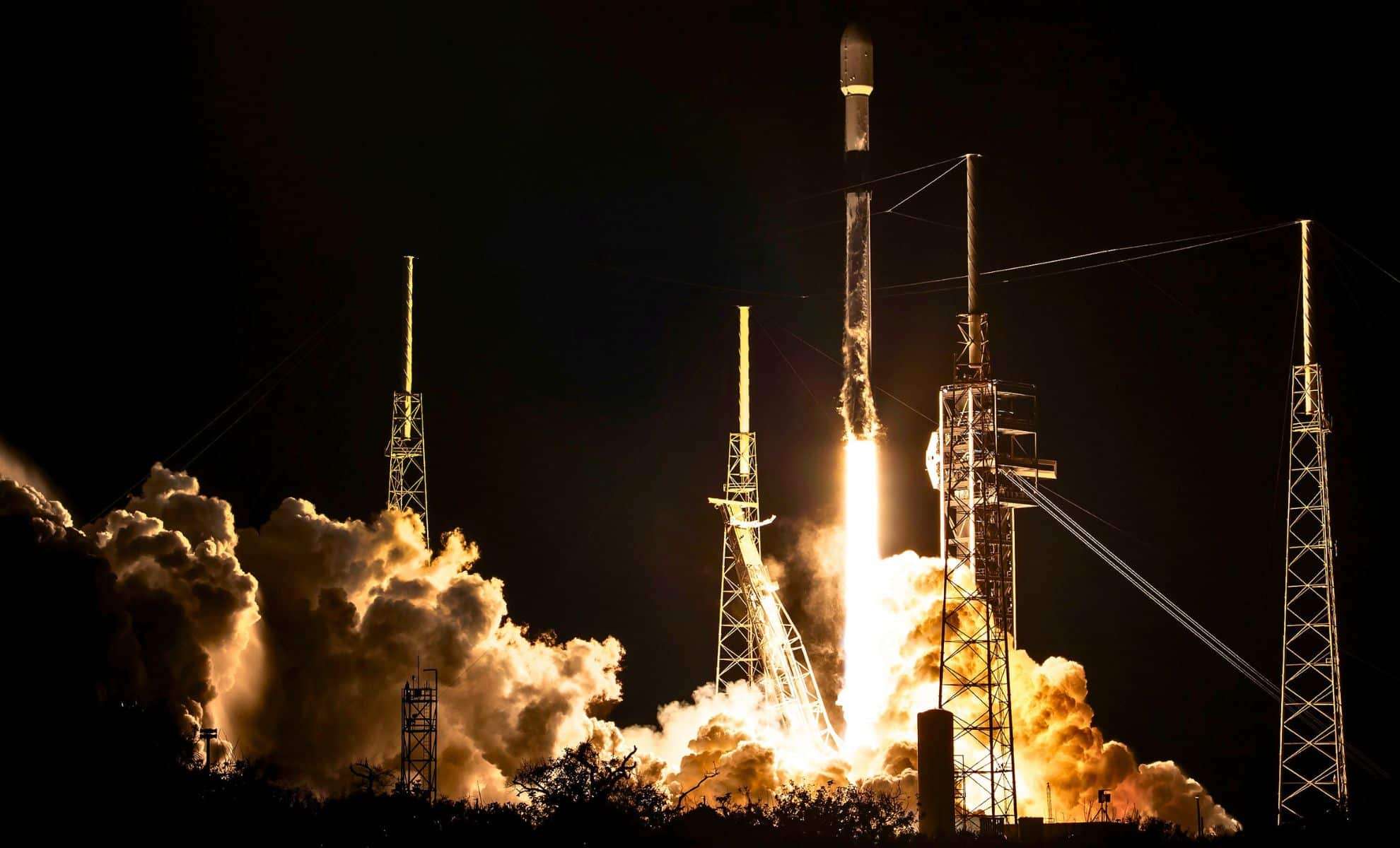 SpaceX Starts 2025 Strong with Perfect Falcon 9 Launch and Landmark Booster Reuse 