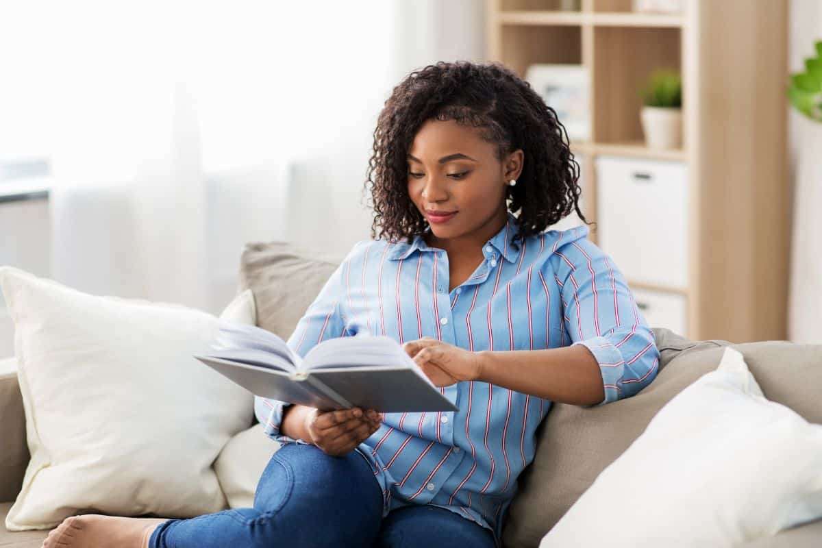How Reading Shapes Your Brain and Elevates Intelligence 