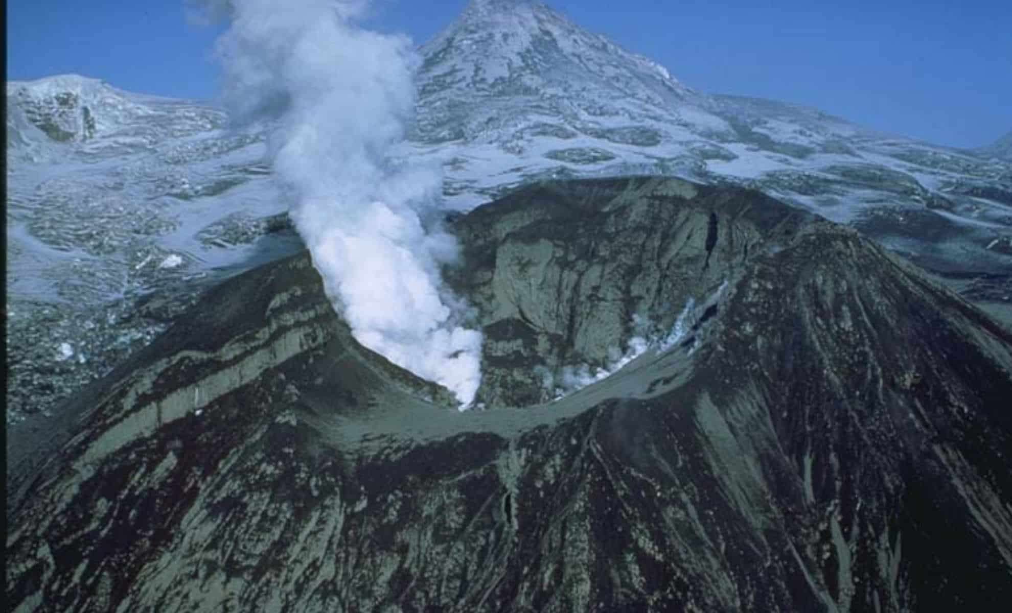 Mount Spurr Volcano Shows Rising Seismic Signs with 50% Likelihood of Eruption 