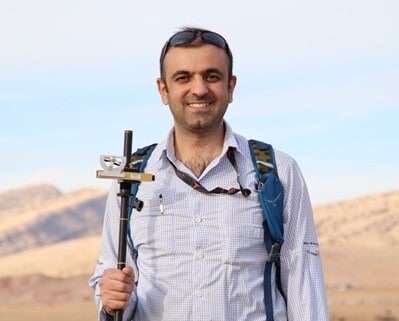 Renas-Koshnaw-Postdoctoral-Researcher-carrying-out-research-0754b00c726aafb37f6f43400bbd4298.jpeg