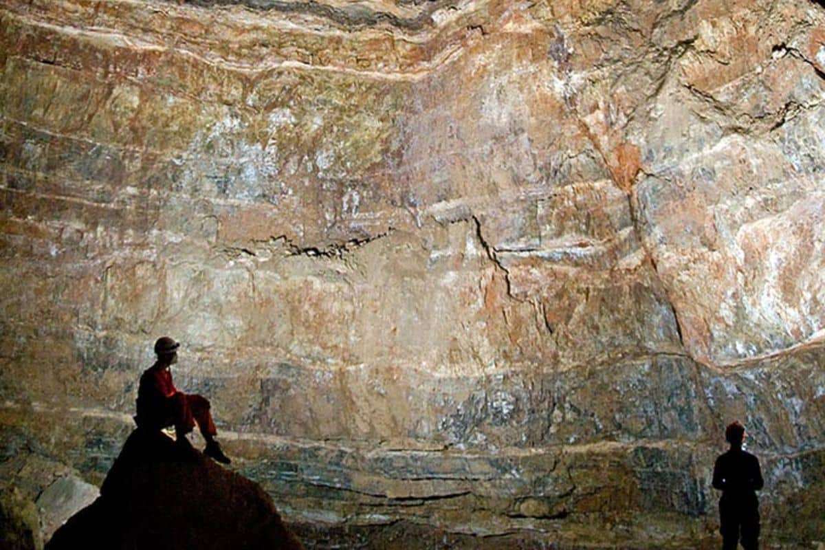 New Cave Evidence Uncovers Sahara’s Green Past 8,000 Years Ago 