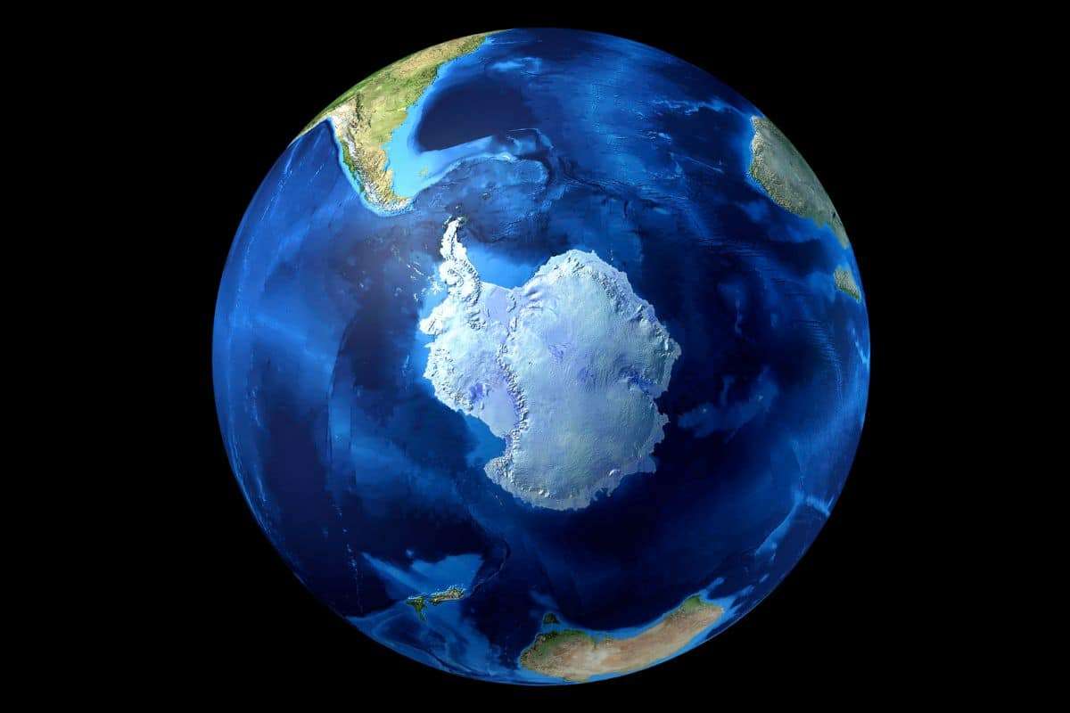 Antarctic’s Mighty Ocean Current Faces Rapid Decline, Scientists Warn 