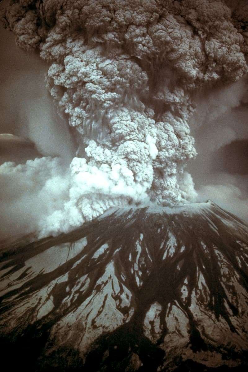 a-magnitude-5.1-earthquake-shook-Mount-St.-Helens-acdd3ef68603cbd044ea911ecfe656d4.jpeg