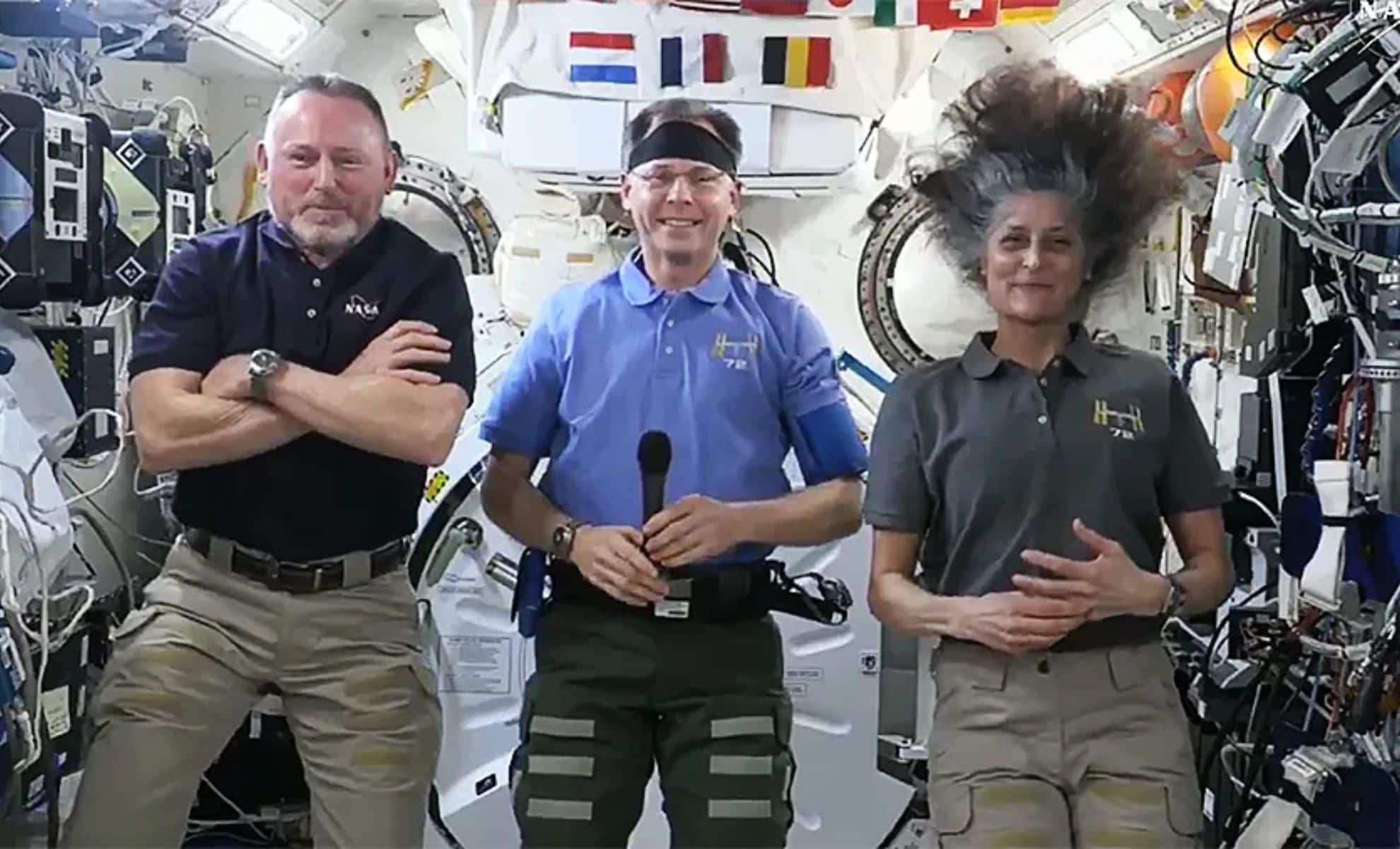 NASA Astronauts After Nine Months in Orbit Prepare for Journey Home 