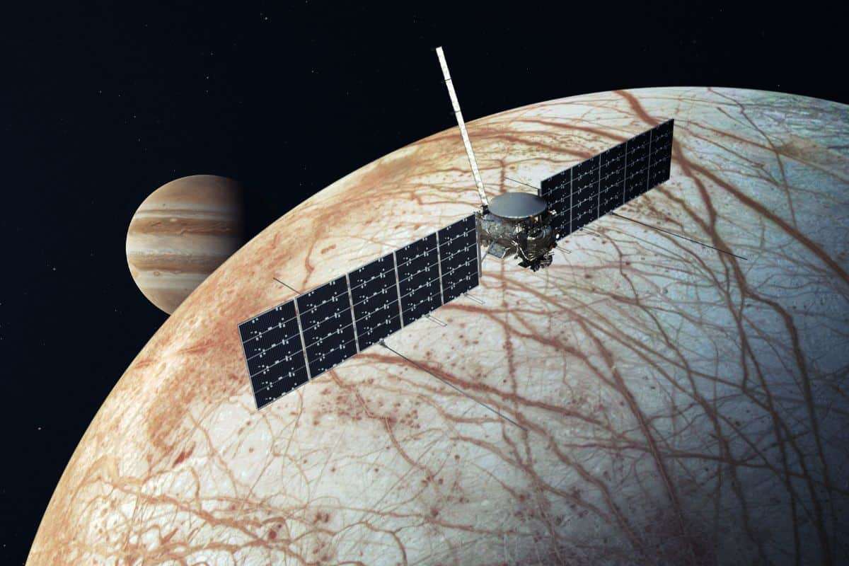 Europa Clipper Executes Mars Flyby En Route to Icy World of Jupiter 