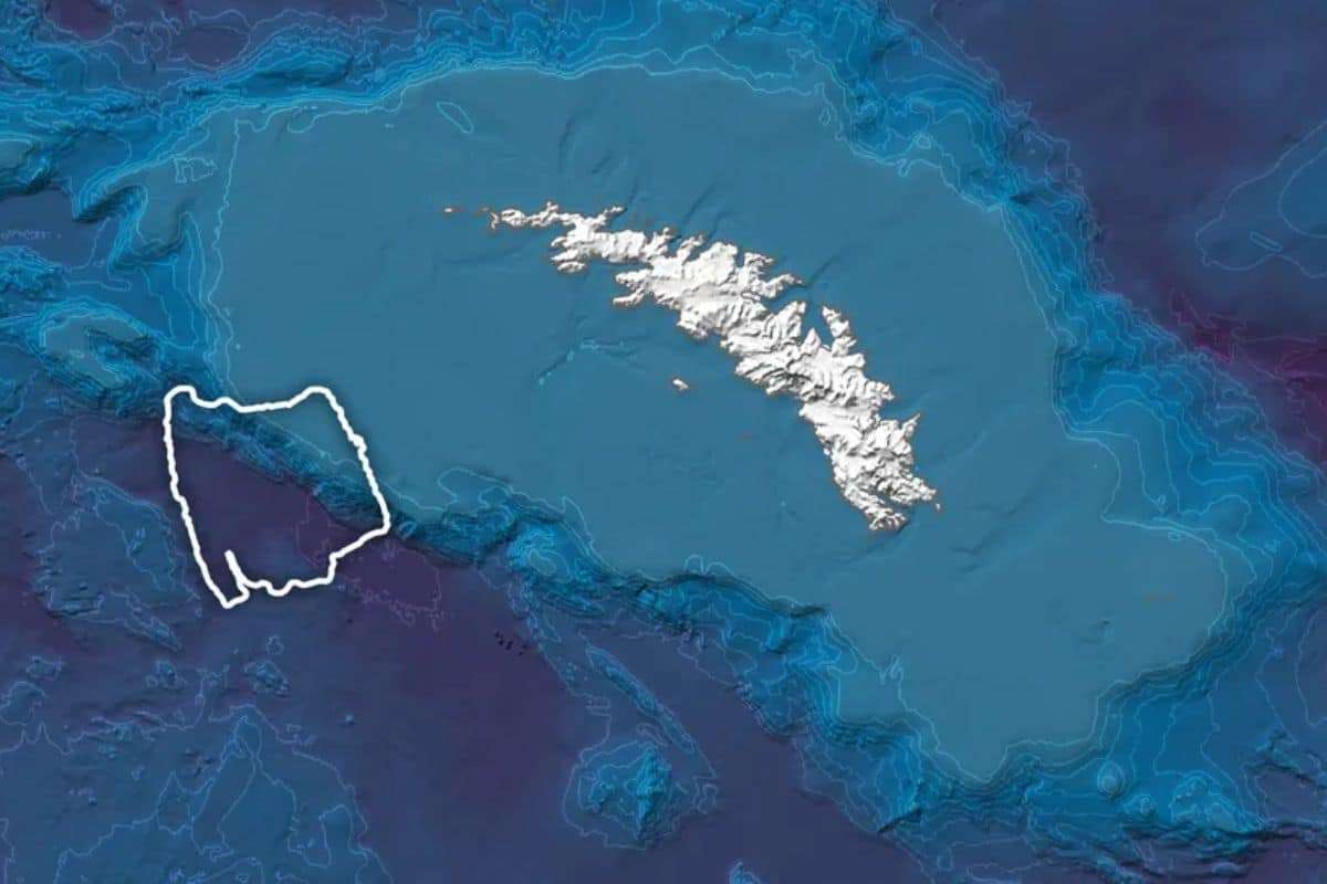 Gigantic Antarctic Iceberg Grounds Near South Georgia Island After Long Voyage 