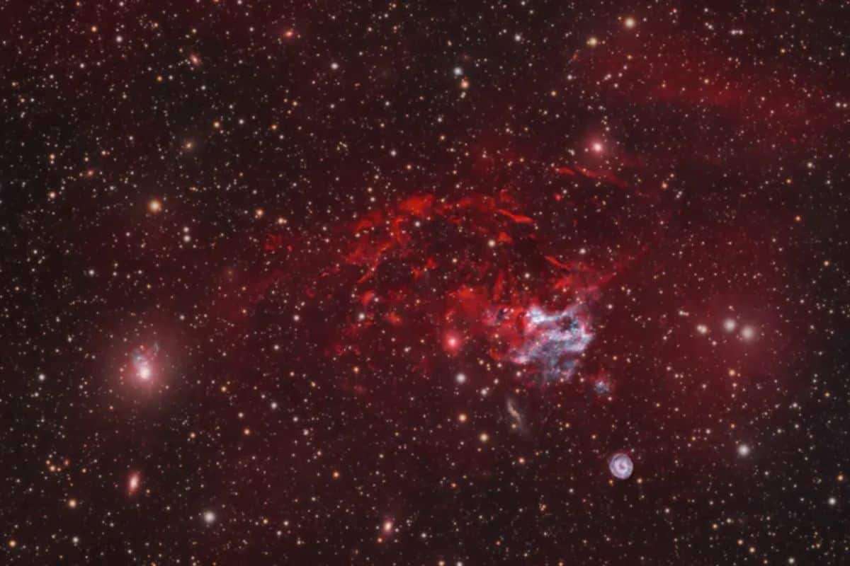 Teen Uncovers Enormous Black Hole Light Echo Twice the Size of Our Galaxy 