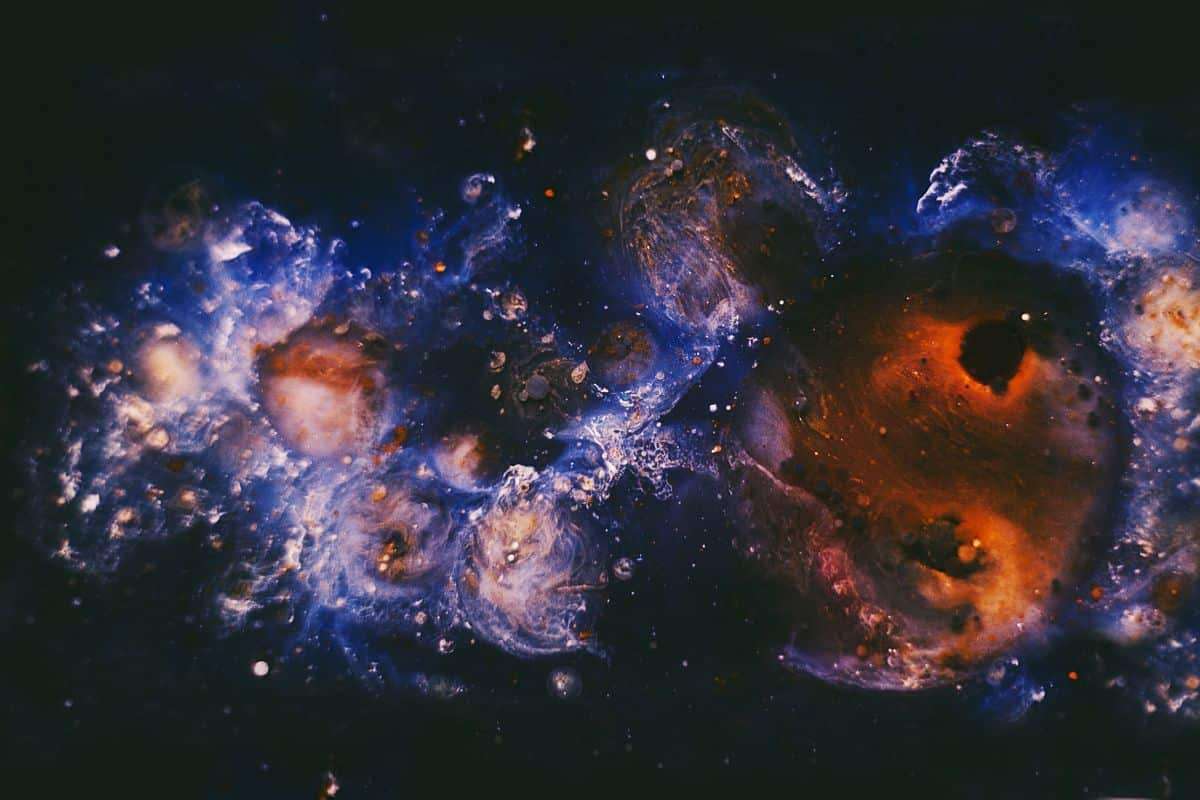 AI Uncovers Hidden Cosmic Bubbles in the Milky Way 