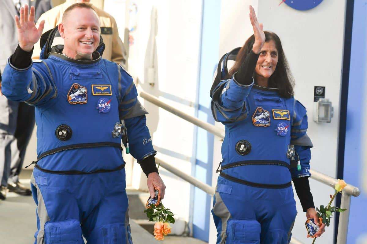 How NASA Astronauts Bounce Back After Lengthy Space Missions 