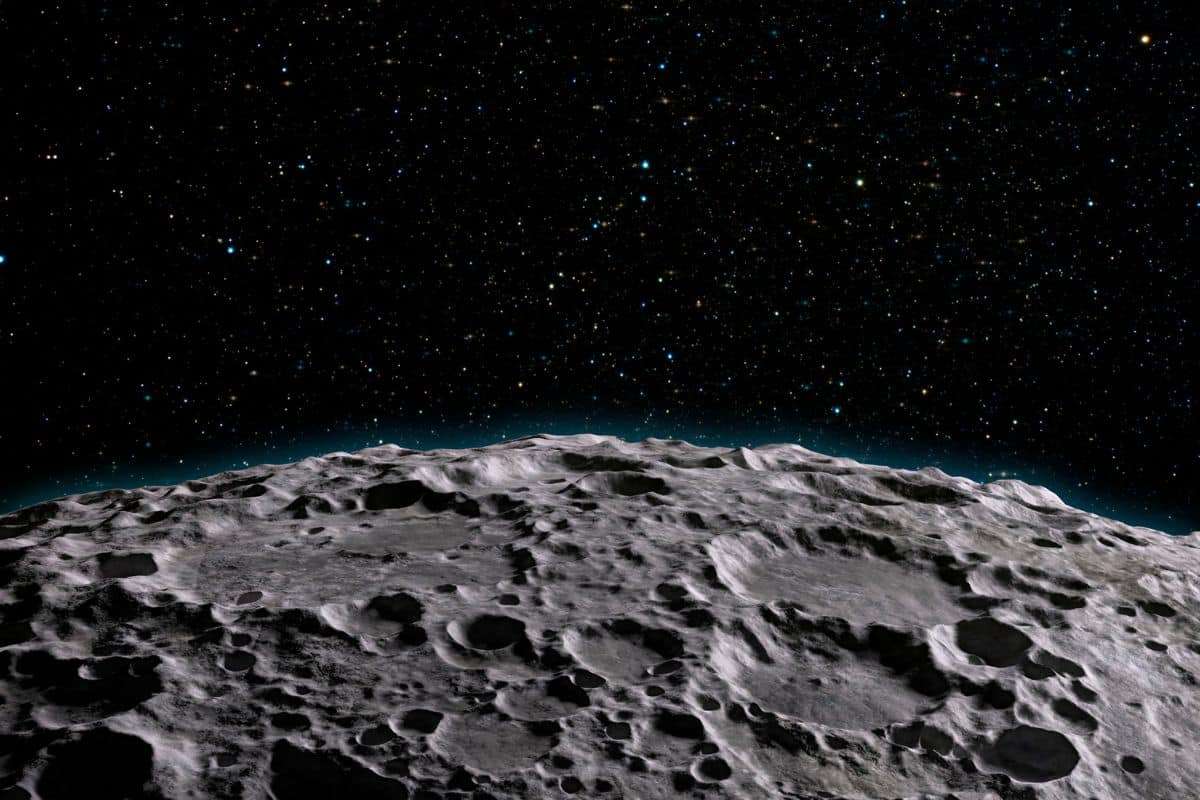 Kurdish Astrophotographer Creates Most Detailed Moon Image Using 81,000 Photos 