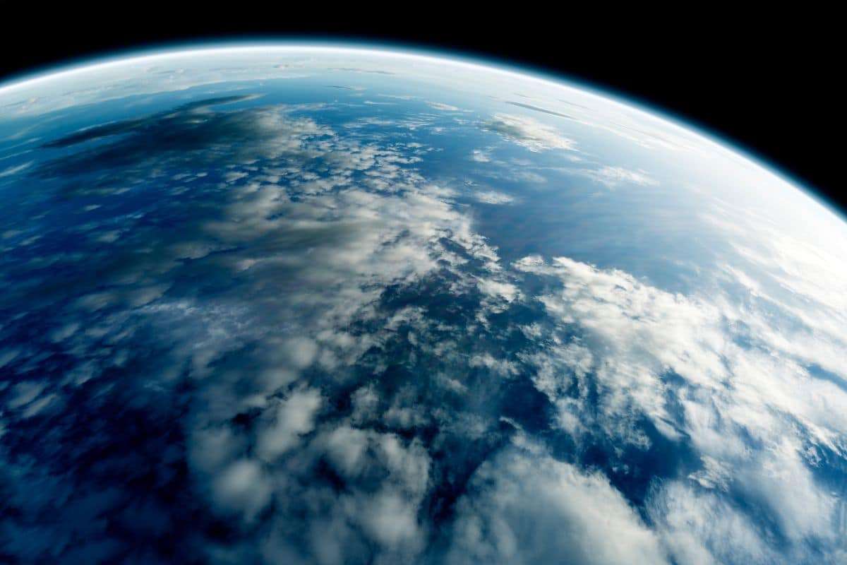 Novel Device Converts Earth's Spin Into Electrical Energy 