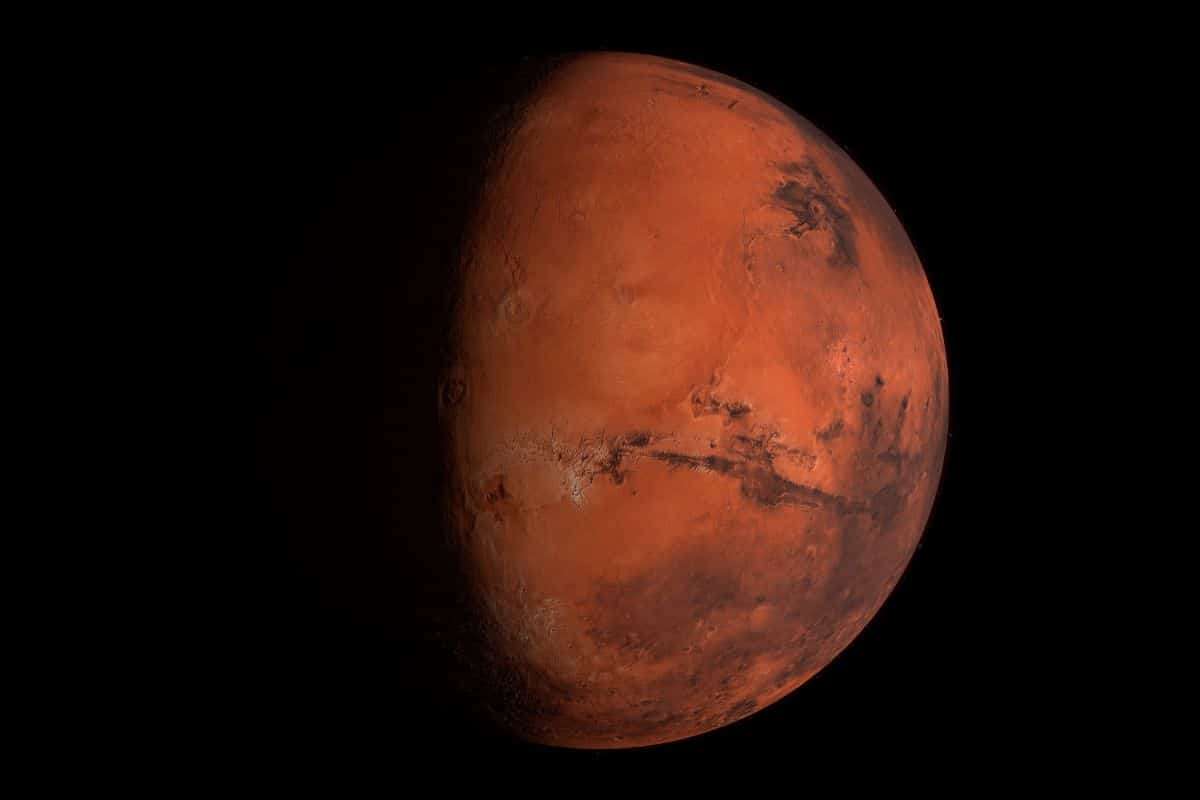 Mars’ Mysterious ‘Poppy Seed’ Rock Could Unlock Clues to Alien Life 