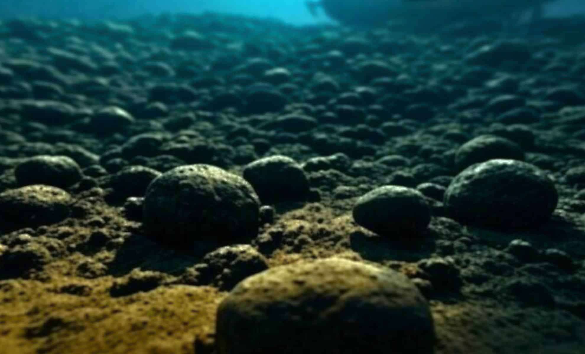 Hidden Oxygen Production 4,000 Meters Deep in the Pacific Fuels New Theories on Extraterrestrial Life 