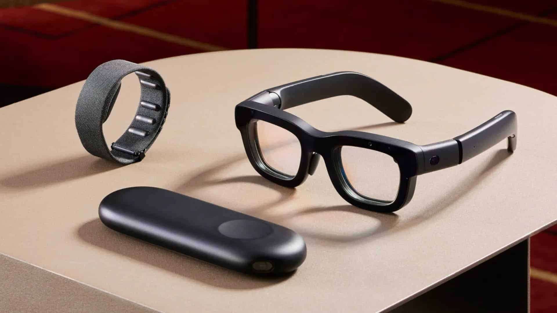 Metas-Orion-prototype-AR-glasses-compute-puck-and-EMG-wristband-dc2c477518ea22b4b46604d342cbfe7a.jpeg