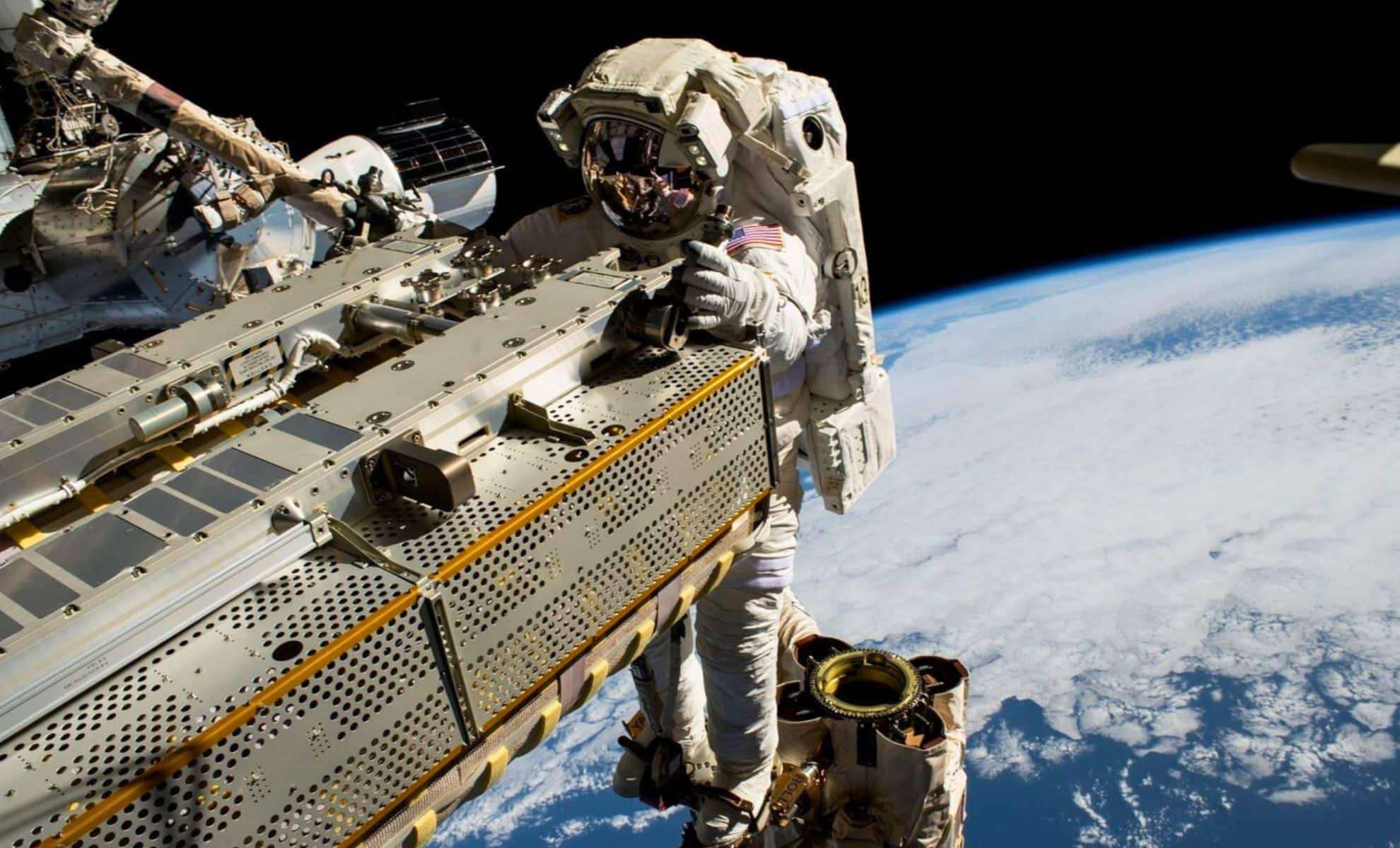 Amateur Captures NASA Astronaut’s Record-Setting Spacewalk in Stunning Photo 