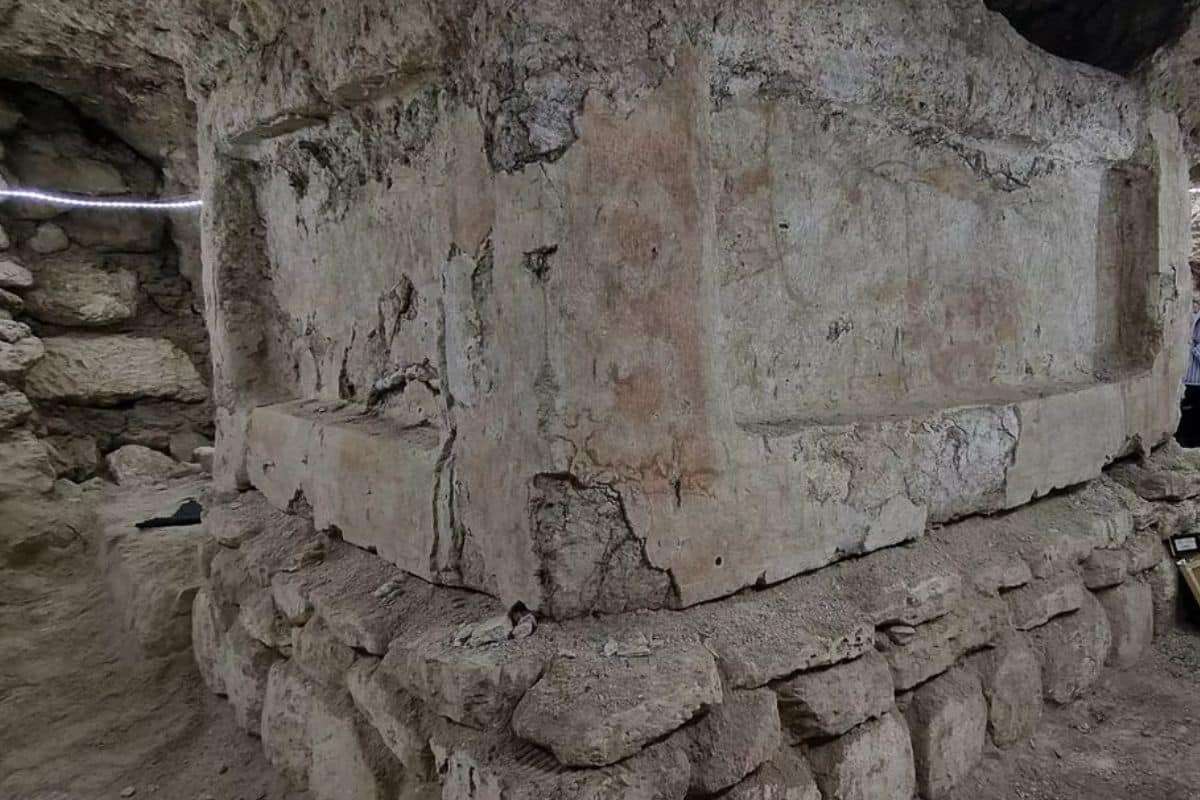 Unearthing a Maya Altar Reveals Dark Rituals and Teotihuacan Influence 