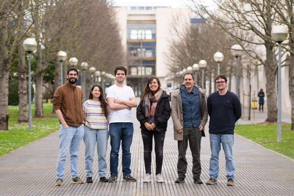 scientists-make-sci-fi-tactile-first-ever-touchable-holograms-allow-you-to-interact-with-3d-objects-in-mid-air-eacc65ee3935c889394a2f4bf6cef334.jpeg
