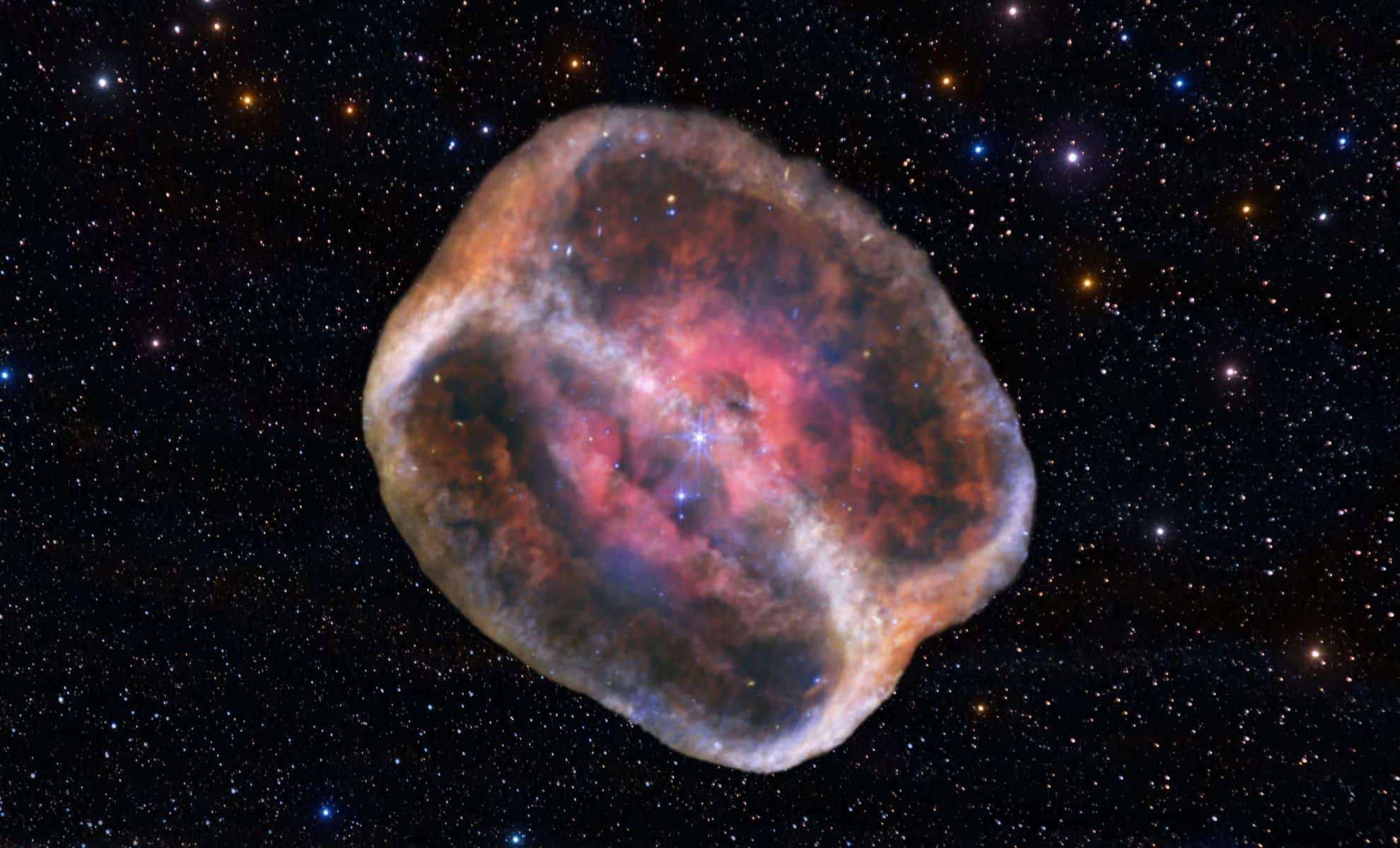 Webb Telescope Illuminates Ghostly Infrared Rings Around a Fading Star System 