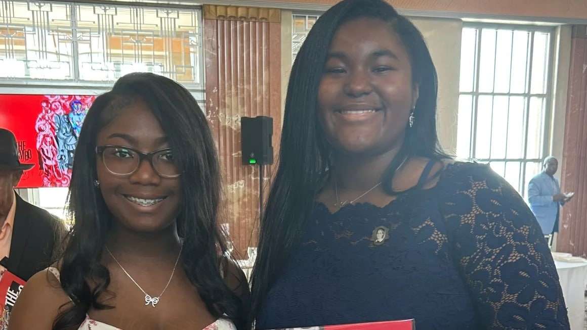 two-american-high-school-girls-rewrite-2000-years-of-mathematics-with-historic-new-pythagorean-proof-once-deemed-impossible-6ae02b57fda9aaa73c14748f82665dc0.jpeg