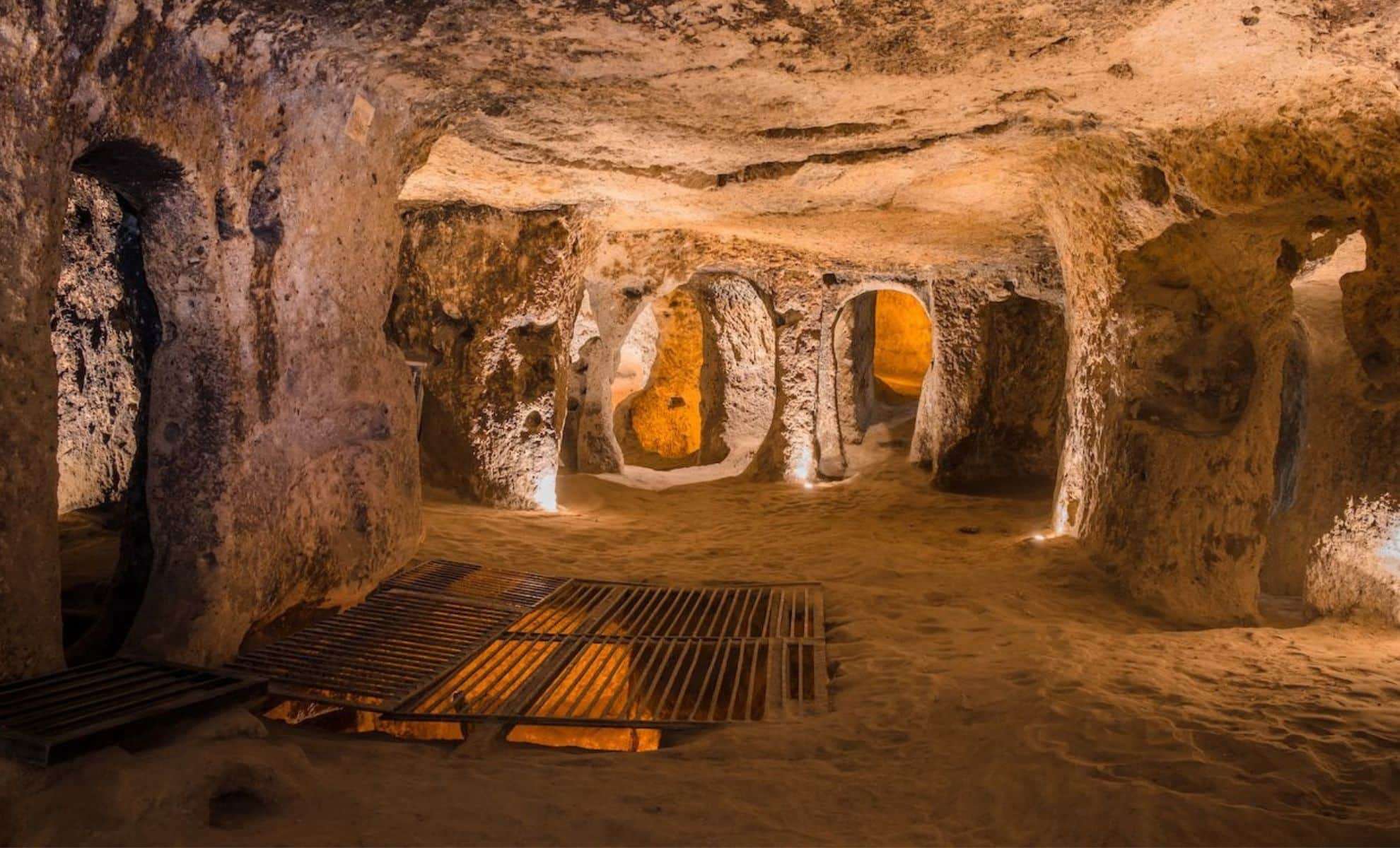Ancient Egyptian Labyrinth with 3,000 Chambers Unearthed Beneath Pyramid After Millennia 