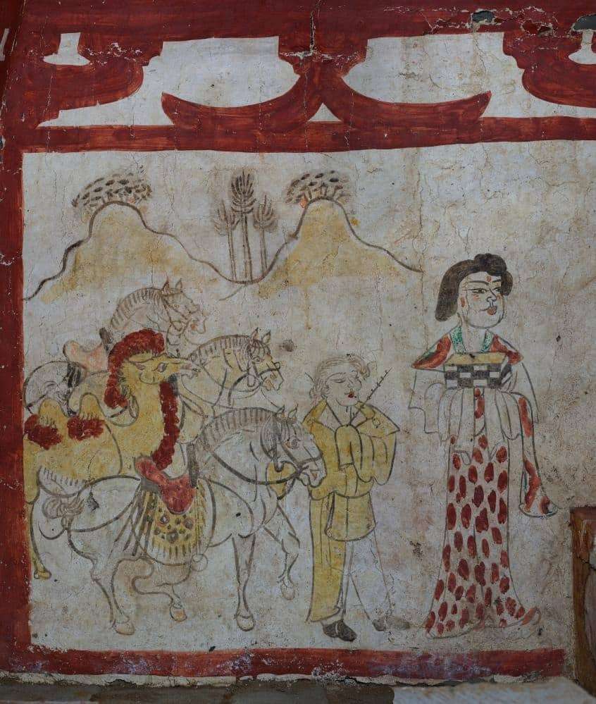 A-picture-of-a-camel-and-horse-inside-a-tomb-0b7832146d3d2522607b3cfe6b81c402.jpeg