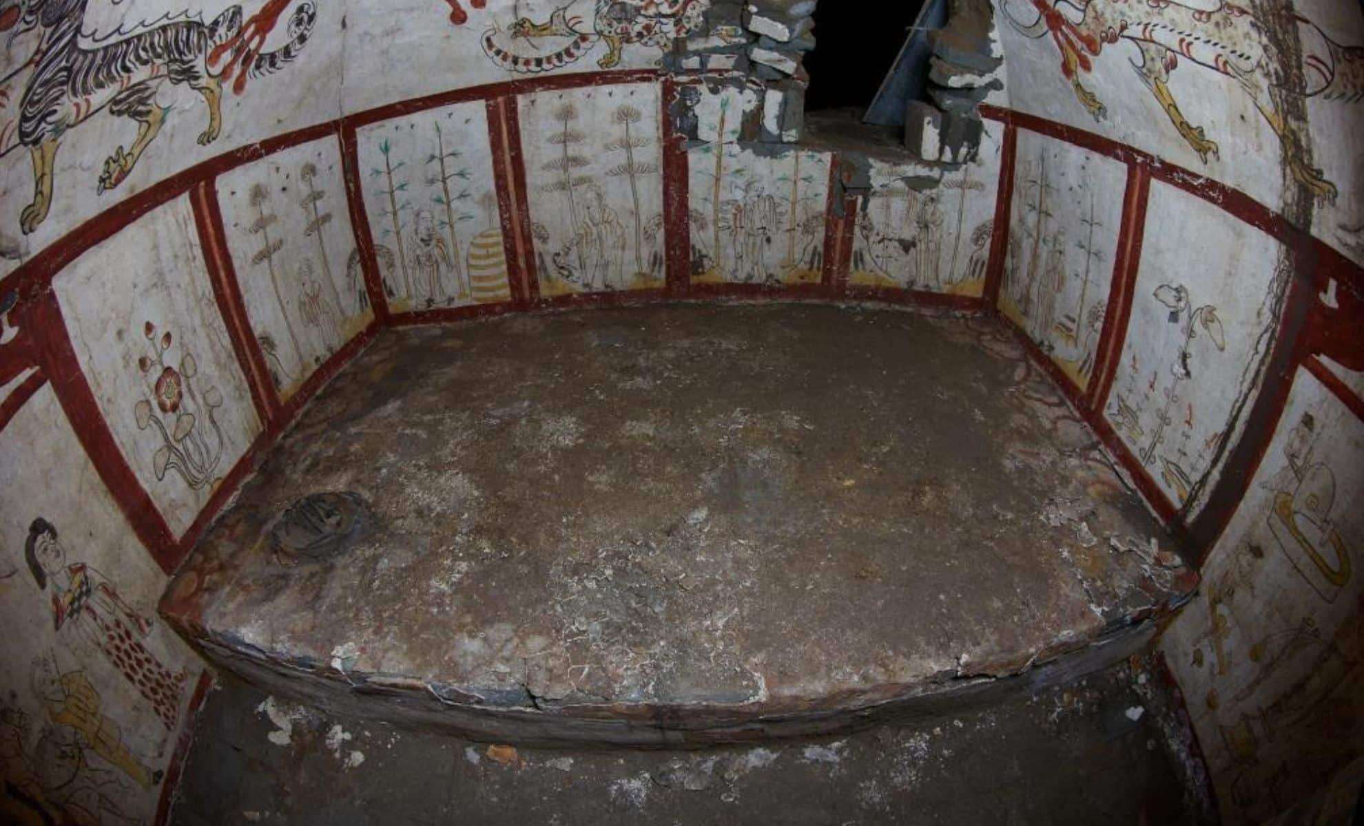 Unexpected Discovery of a Foreign Trader in a 1,000-Year-Old Tang Dynasty Tomb in China 