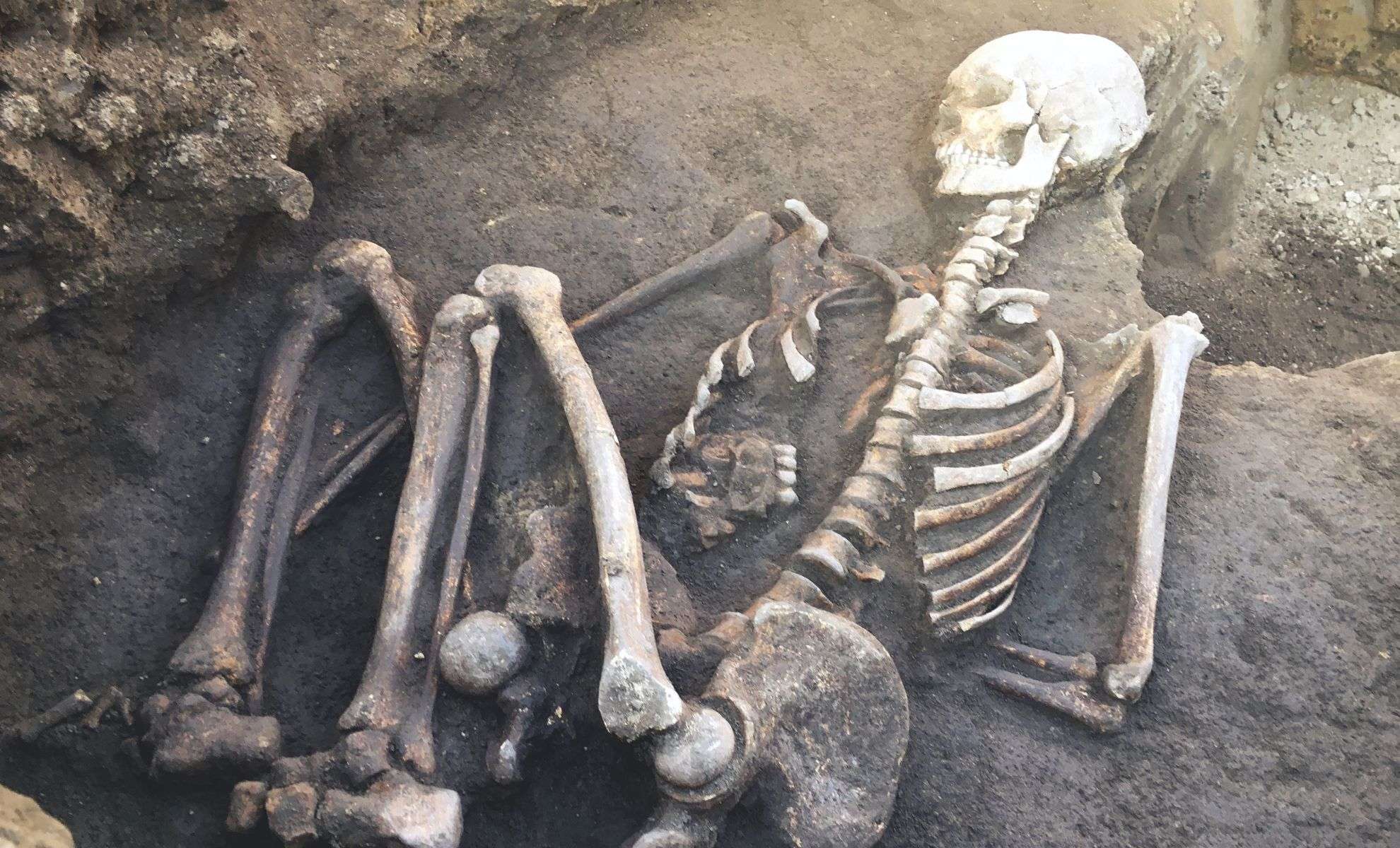 Exploring Ancient Legends: Did Giants Walk the Earth? 